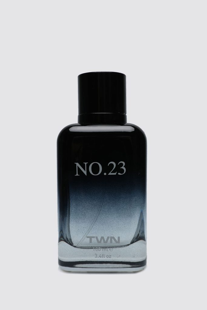 No.23 parfüm kokusu: kalıcılık ve karakter analizi [2026]